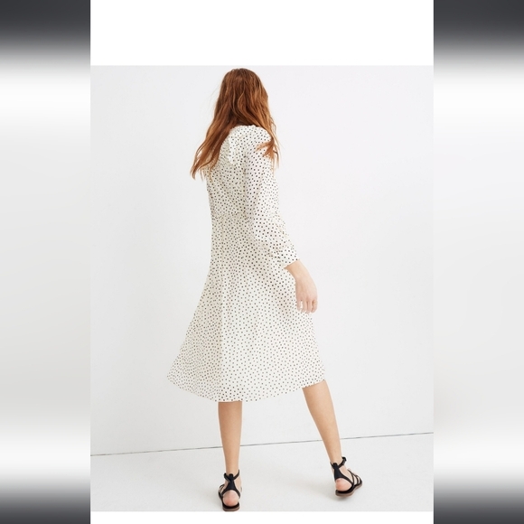 Madewell Smocked Ruffle- Shoulder Midi Dress In Inkbrush Dots. Size M - Picture 2 of 12